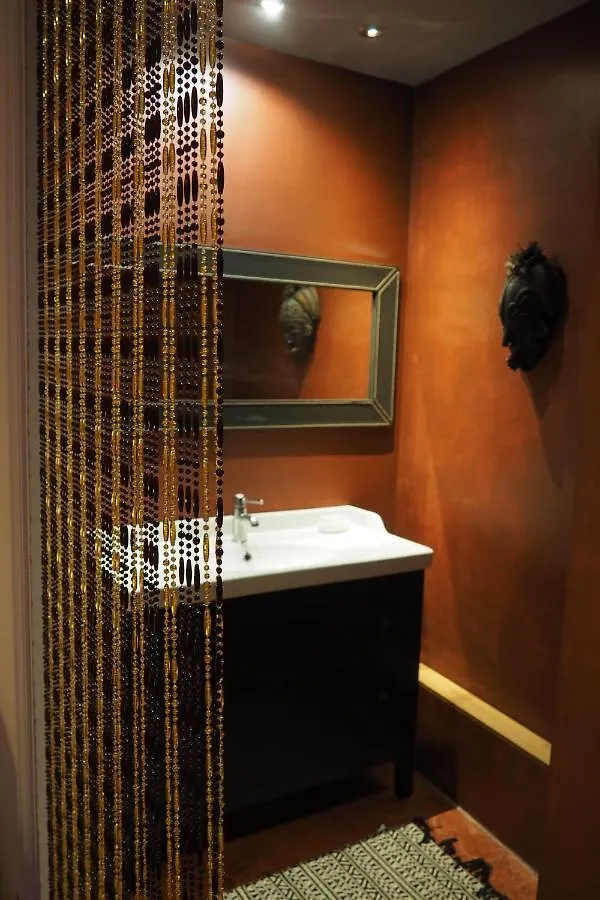 Chambres D'Hotes Le Relais Des Marmottes En Luberon Lagnes