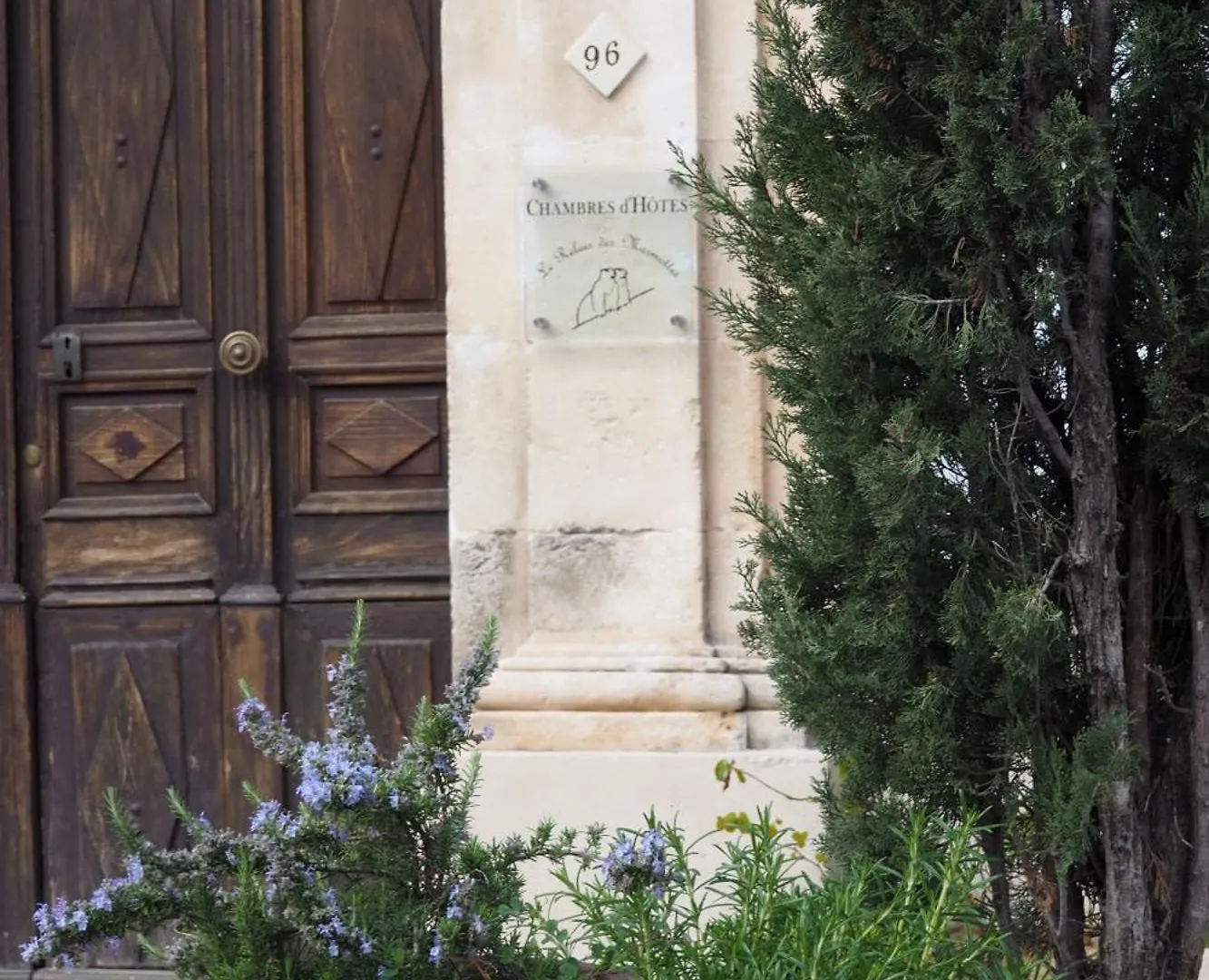 Bed & Breakfast Chambres D'Hotes Le Relais Des Marmottes En Luberon Lagnes