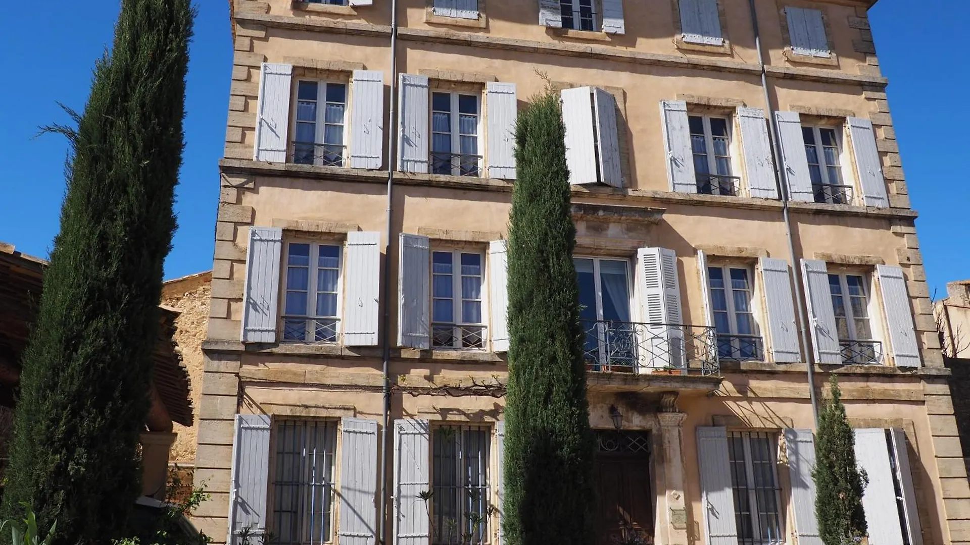 Chambres D'Hotes Le Relais Des Marmottes En Luberon Lagnes 0*,  France